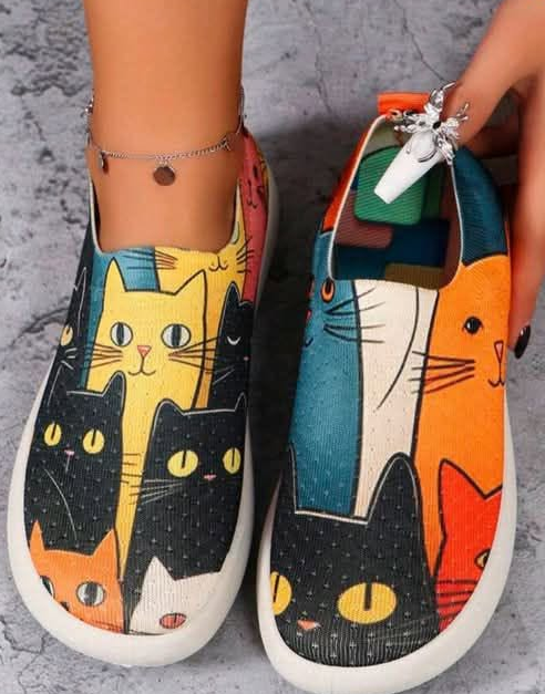 Slip-on jalanõud "Kassid"