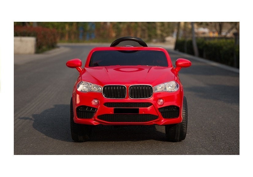 HL1538 Electric Ride-On Car