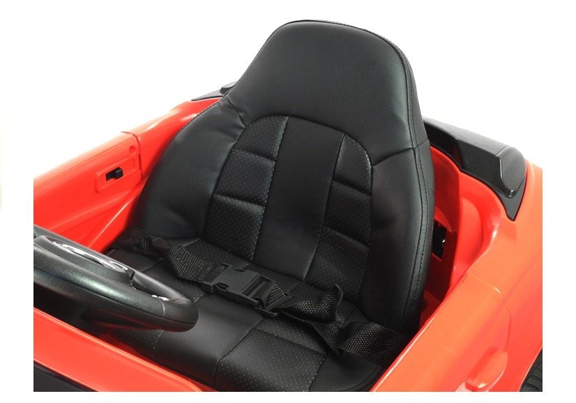 HL1538 Electric Ride-On Car