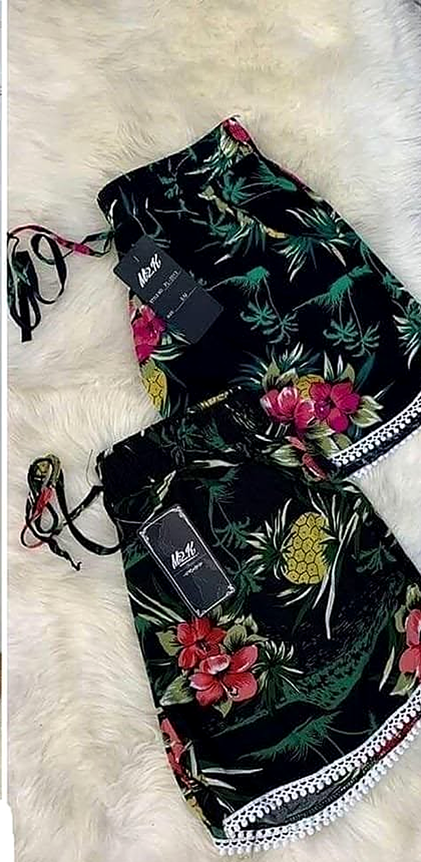 Women's shorts with tropical pattern. 2 pcs. in a set